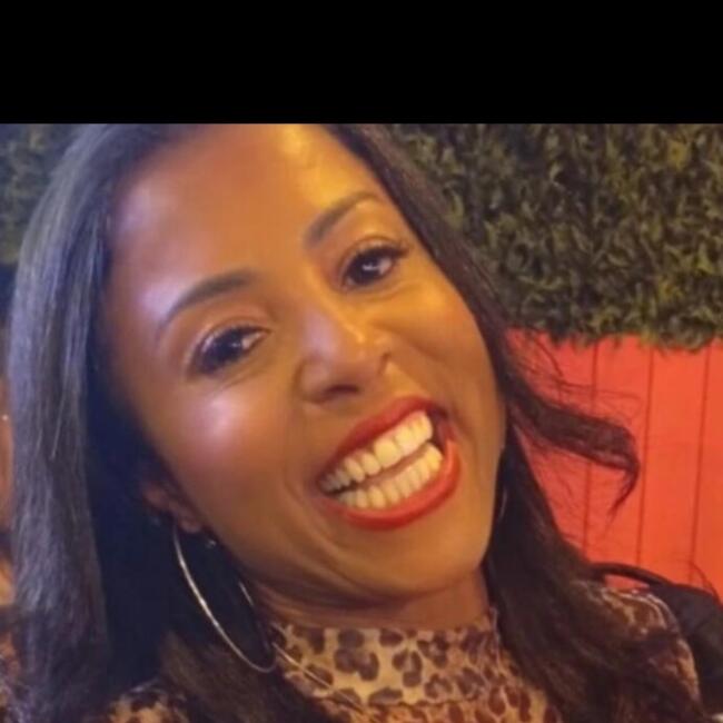 Babysitter in Navegantes: Ediane