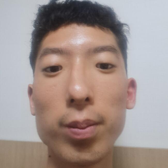 평택시에 있는 베이비시터: 현우