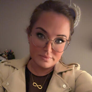 Babysitting job in Troisdorf: babysitting job Jennifer