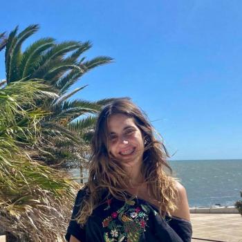 Babysitter in Costa Azul: Vale