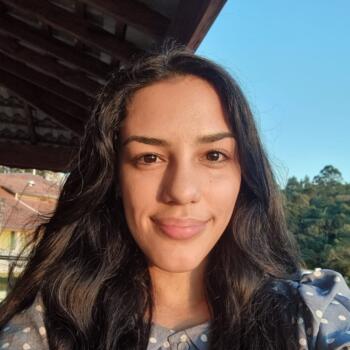 Babysitter in Jundiaí: Amanda