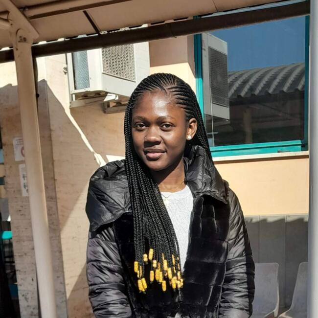 Babysitter a Perugia: Winnie Fabiola