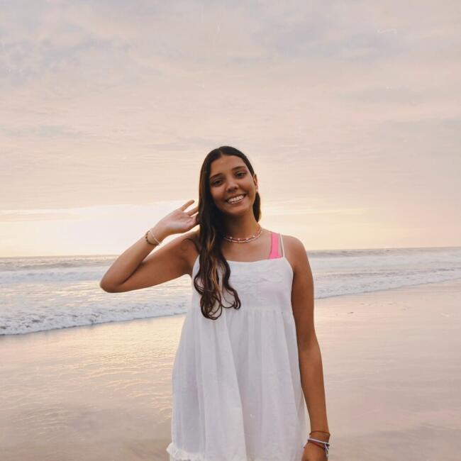 Babysitter in Salta: Renata