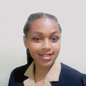 Babysitter in Dar es Salaam: Hadney