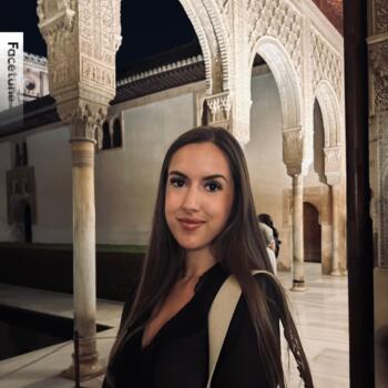 Canguro en Dúrcal: Marina