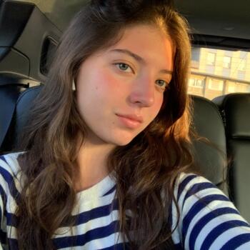 Babysitter in Barcelona: Valentina