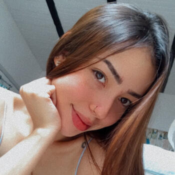 مربية أطفال دبي: Andrea