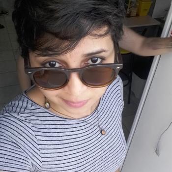 Babysitter em Faro: Mony