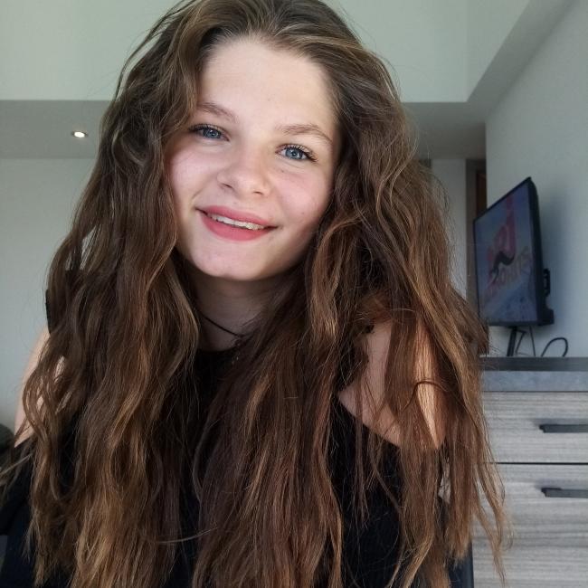 Babysitter in Mons: Sherryll