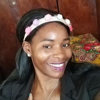 Babysitter in Parow: Rhoda