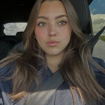 Babysitter in Saint-Saturnin (Auvergne-Rhône-Alpes): Ninon