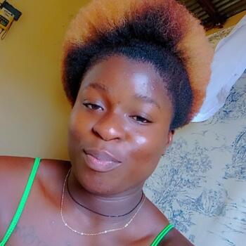 Babysitter in Abidjan: Samsinette