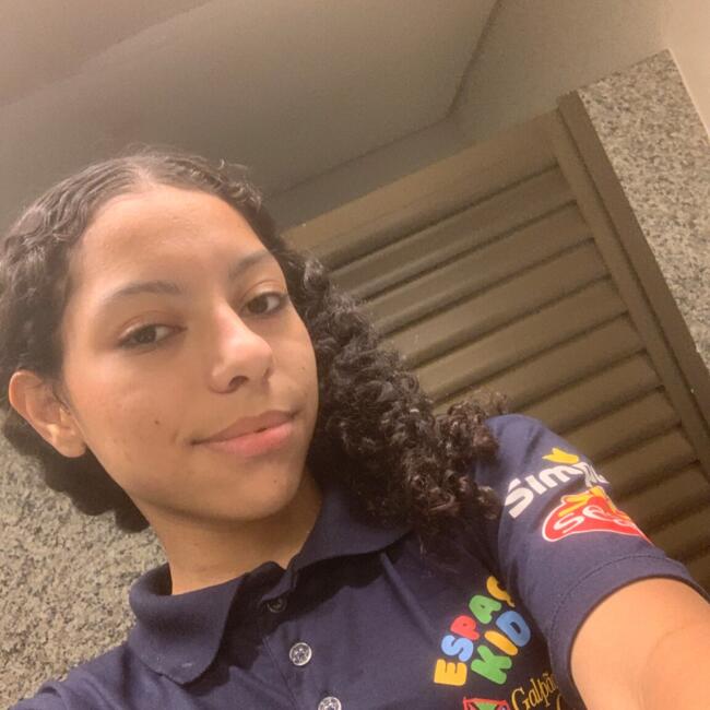 Babysitter in Londrina: Brenda
