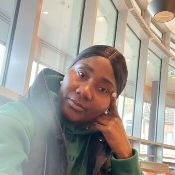 Babysitter in Aachen: Aminat
