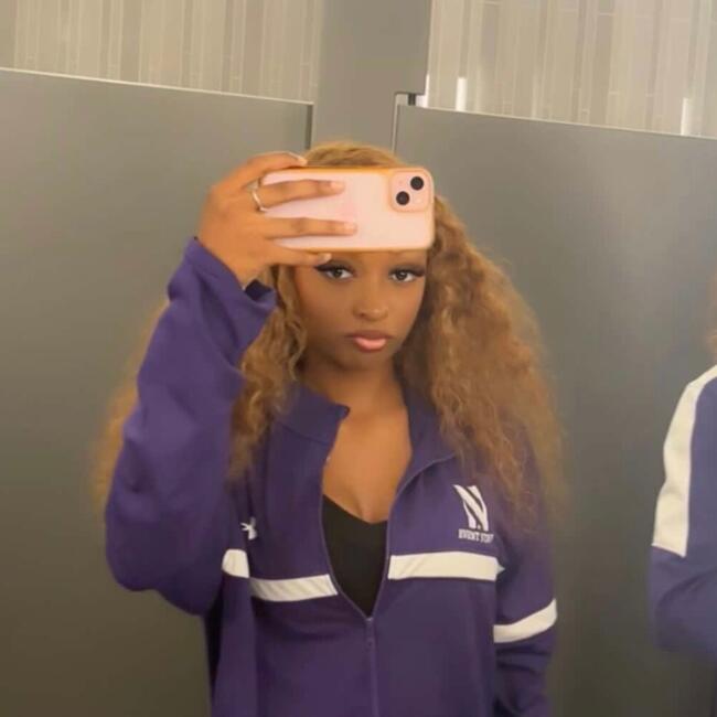 Babysitter in Chicago: Allycia