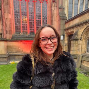 Babysitter Tournai: Lola