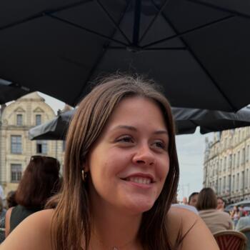 Babysitter in Arras: Violette