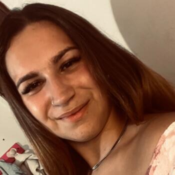 Babysitter em Carregado: Bruna