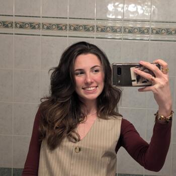 Babysitter in Saint-Maur-des-Fossés: Athénaïs