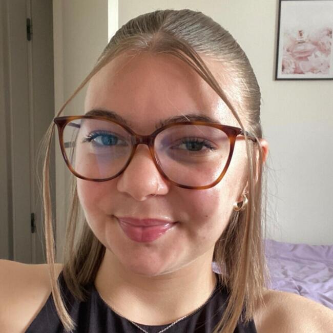 Babysitter in Junglinster: Lara
