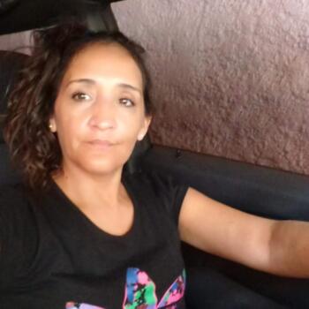 Babysitter in Mendoza: Karina