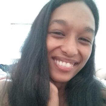 Babysitter in Port Elizabeth: Thaumille