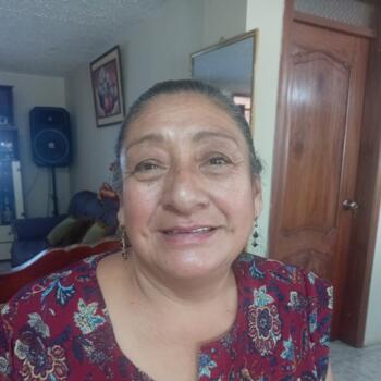 Babysitter in Quito: Carmen eloiza