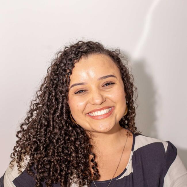 Babysitter in Belo Horizonte: Ana Beatriz