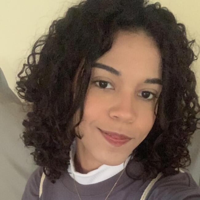 Babysitter in Caracas: Roxana