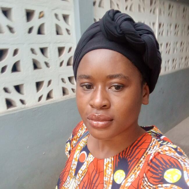 Nanny in Takoradze: Sarah