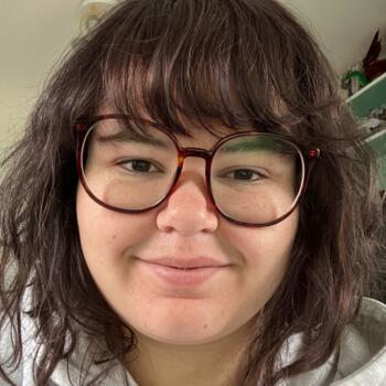 Babysitter Barnet: Ellena