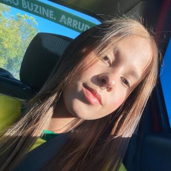 Babá em Brasília: Rebeka