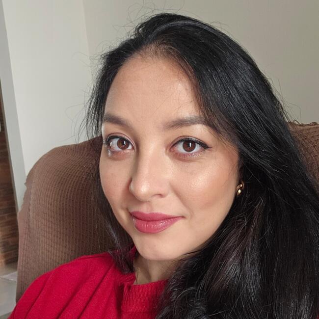 Emprego de babá em Osasco: Karine