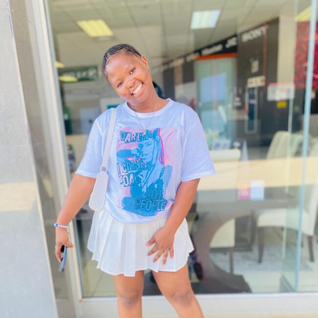 Babysitter in Akasia: Zubenathi