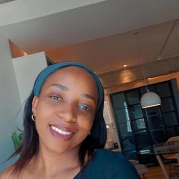 Babysitter in Cape Town: Ruth