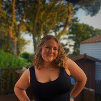 Babysitter in Floirac: Salomé