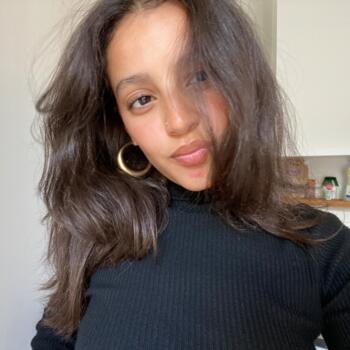 Babysitter Rome: Hiba