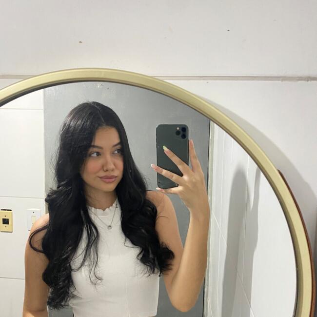 Babá em Maceió: Nicole