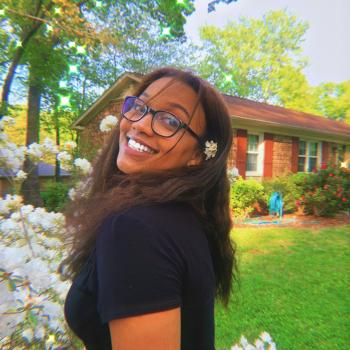 Babysitter Greensboro: Tasleem