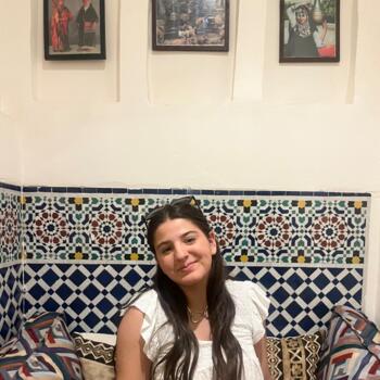 Nanny in Ontinyent: Kiara