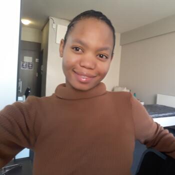 Babysitter in Pretoria: Sharon