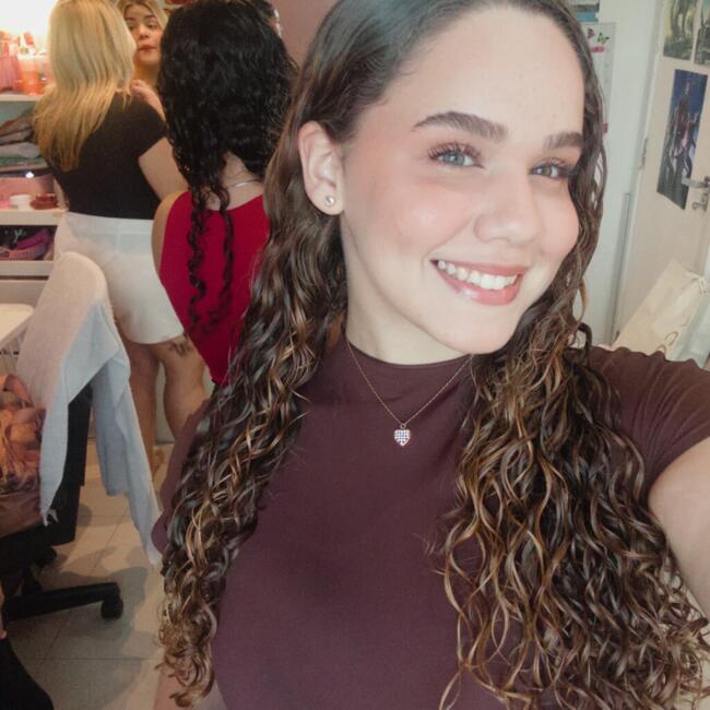 Babysitter in Fortaleza: Alice