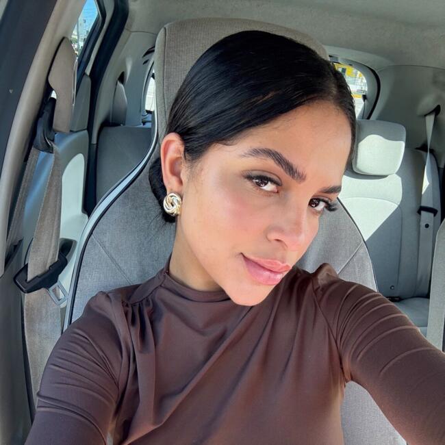 Babysitter in Sintra: Mila