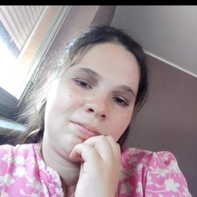 Babysitter in Genk: Laura