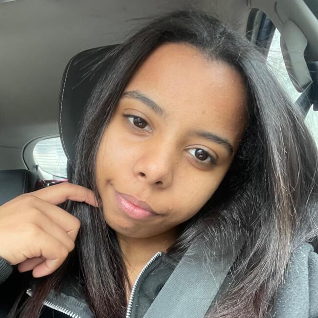 Babysitter in Angoulême: Celia