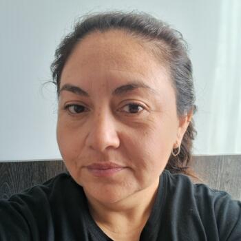 Babysitter in Alto Hospicio: Lidia