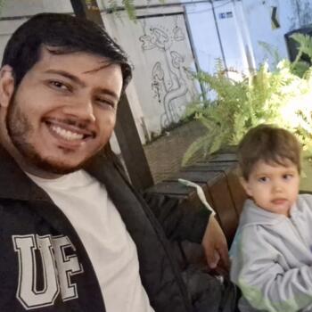Trabajo para niñera en Juiz de Fora: trabajo para niñera Thiago