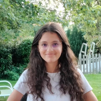 Babysitter in Saint-Chamond: Clara