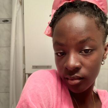 Babysitter in Bonn: Flariane