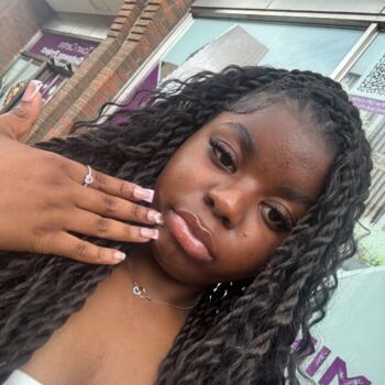 Babysitter Walsall: Geraldine Tachie